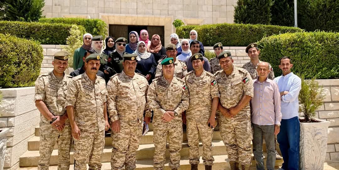 طلبة العلوم العسكرية والمواطنة يشاركون في زيارات ميدانية لتعزيز الفهم العملي والتواصل الوطني... صور