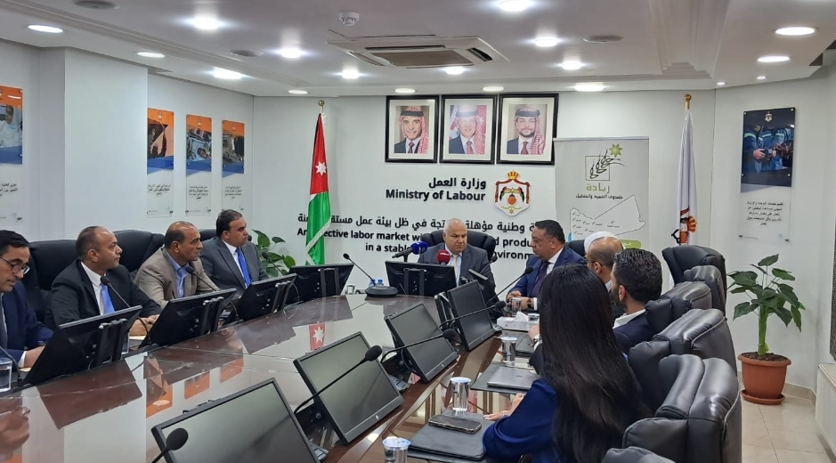 اتفاقية لتمويل سيارات وسكوترات لتوفير 250 فرصة عمل للأردنيين