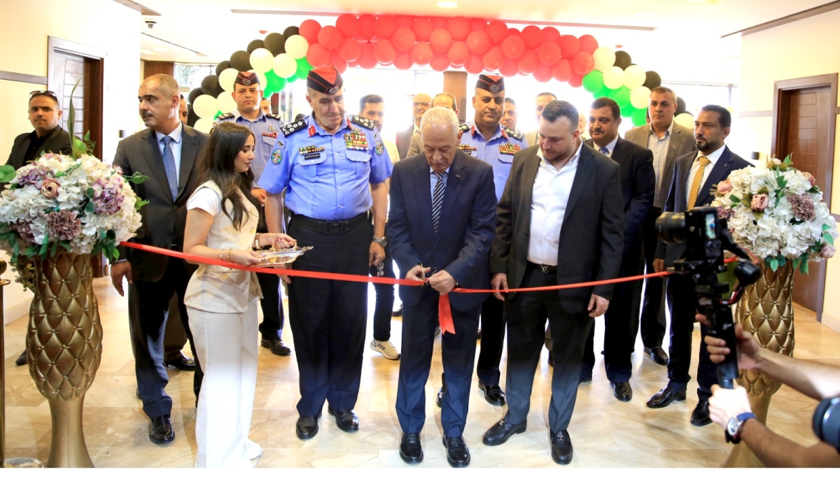 العيسوي يفتتح فعاليات معرض إبداعات أردنية في عهد الهاشميين ....صور