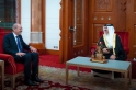 الصفدي ينقل تحيات الملك إلى العاهل البحريني