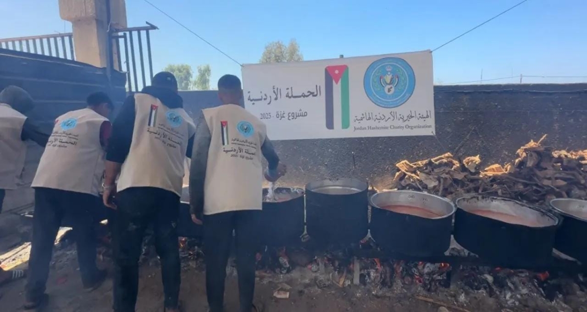 الحملة الأردنية تواصل توزيع الغذاء والخبز على النازحين في غزة بالتعاون مع الهيئة الخيرية الهاشمية