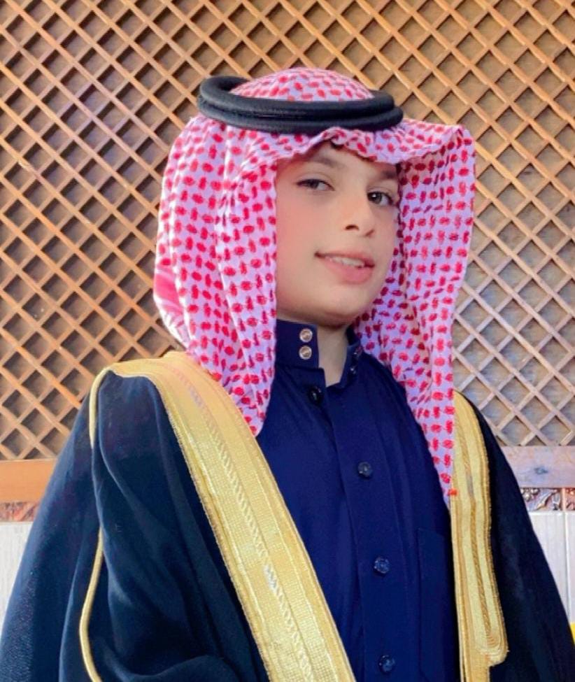 الطفل فايز الفايز يهنئ جلالة الملك والشعب الأردني بعيد الاستقلال الـ79