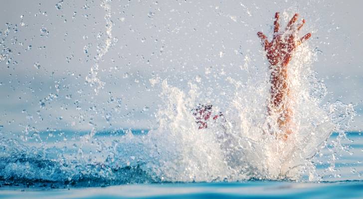 الدفاع المدني يحذر الأردنيين من السباحة في الأماكن غير المخصصة