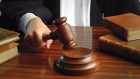 عدم مسؤولية مالكي محل اواعي مسروقة