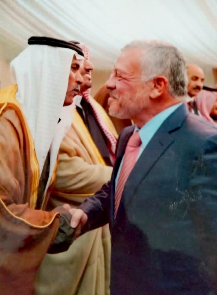 الشيخ سليمان الاتيم السراحين يهنئ الملك وولي العهد بعيد الاستقلال الـ79