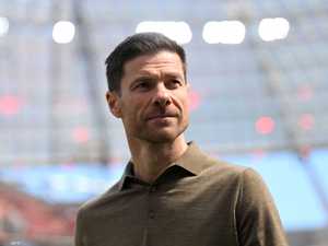 راتب أقل من أنشيلوتي.. ألونسو مدربا لريال مدريد رسميا
