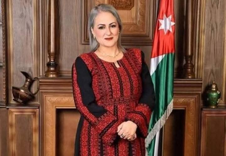 المحامية رنا التل تهنئ جلالة الملك وولي العهد بعيد الاستقلال: نواصل معكم مسيرة العزة والنهضة