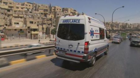 وفاة و13 إصابة بحوادث متفرقة وتصادم باص وخلاط إسمنت في الجبيهة