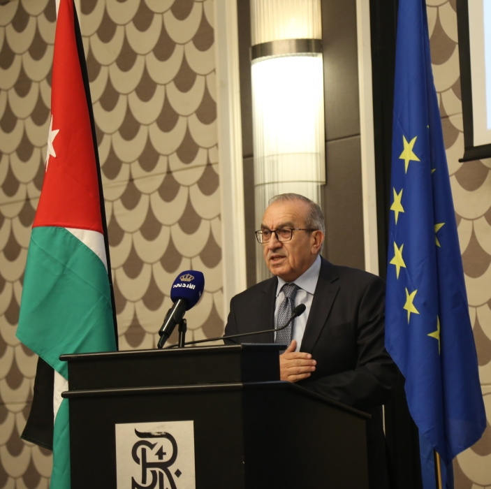 وزير الأشغال: البيئة التعليمية استثمار بمستقبل الأطفال