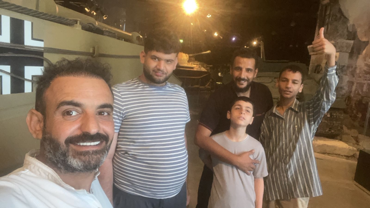 مركز الهدبان لذوي الاحتياجات الخاصة يزور متحف الدبابات الملكي بمناسبة عيد الاستقلال...صور