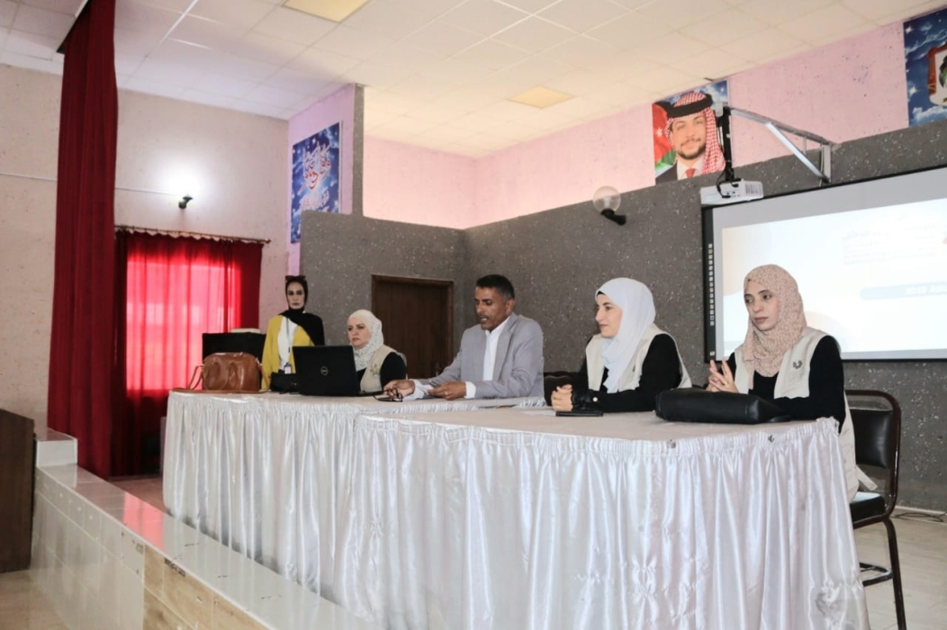 لقاءً تعريفياً بجائزة الحسين للعمل التطوعي في تربية البادية الشمالية الغربية