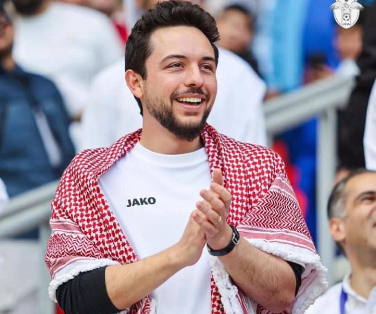 ولي العهد .. حديث رياضي يطرب القلوب ورسائل مهمة تحظى بتفاعل شعبي واسع