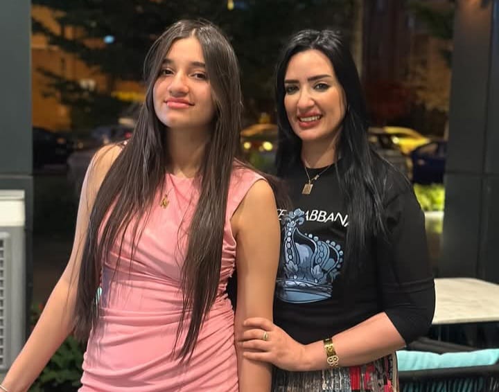 في عيد ميلاد نغم الـ14.. الإعلامية سيرا إبراهيم تُلهب السوشيال برسالة حب مؤثرة وصورة خطفت القلوب