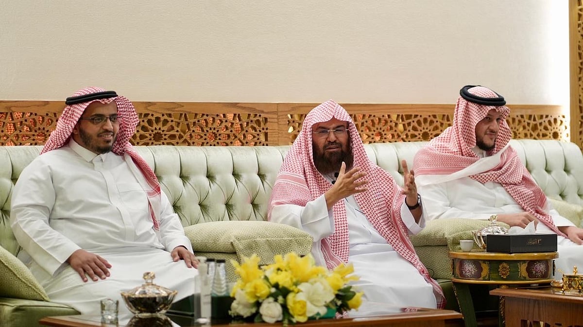 السديس يطلق أكبر مسار لإثراء ترجمة خطبة يوم عرفة...35 لغة لأكثر من 5 ملايين مستفيد
