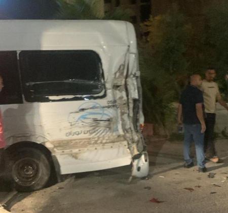 متعمدا .. الاحتلال يصدم حافلة حجاج في جنين