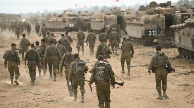 انهيار حاجز الخوف في غزة يُنذر بانفجار شعبي قد يُشعل انتفاضة عالمية ضد إسرائيل