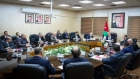 رئيس الوزراء: توجه لزيادة مكرمة أبناء المعلمين في الجامعات