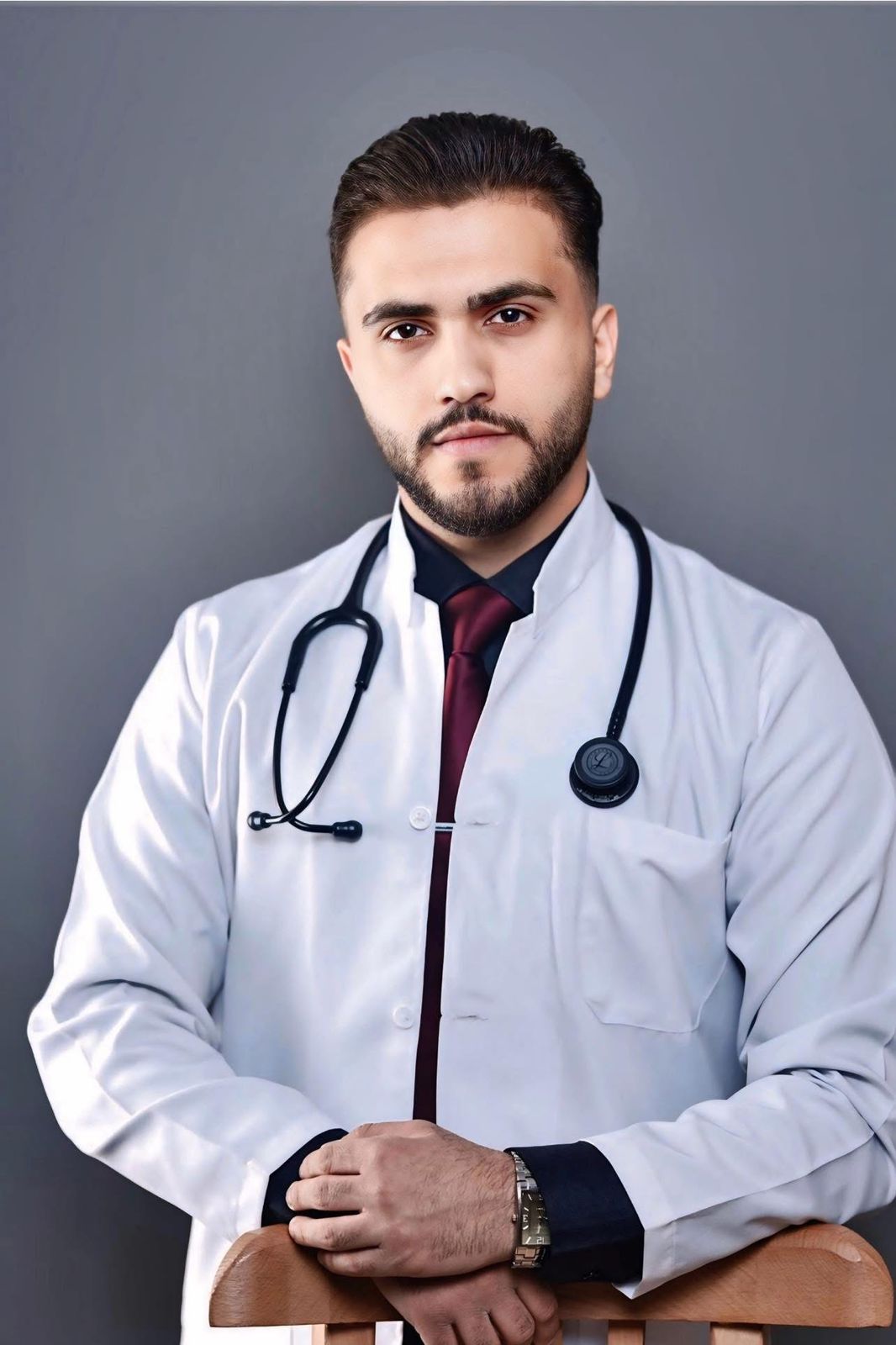الزعبي يهنئ الدكتور هاني القضاة بتخرج نجله