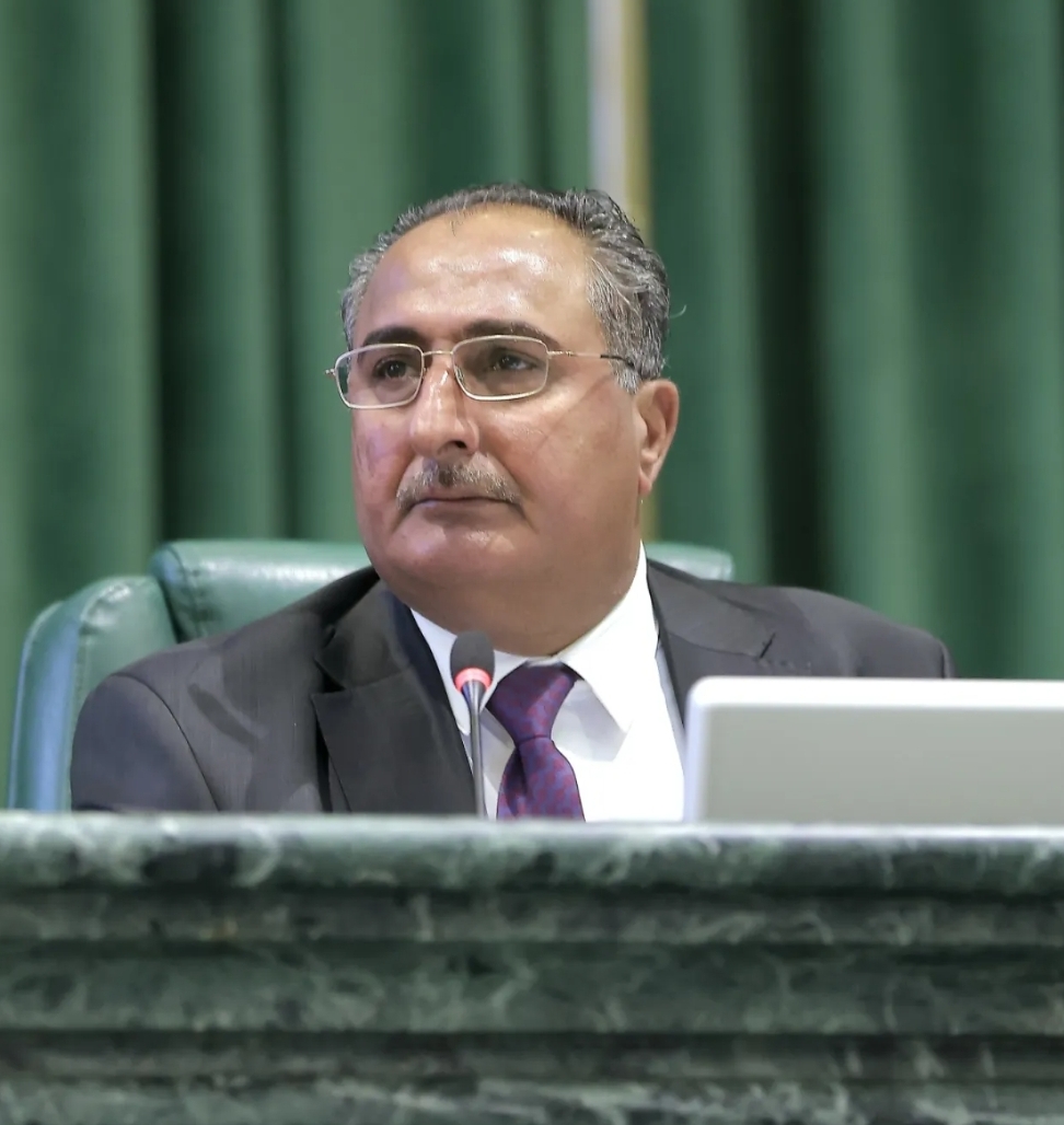 الخصاونة : السؤال النيابي يخرج للإعلام قبل أن يصل إلى الأمانة العامة!
