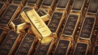 الذهب يتراجع بعد اقترابه من أعلى مستوى في 4 أسابيع