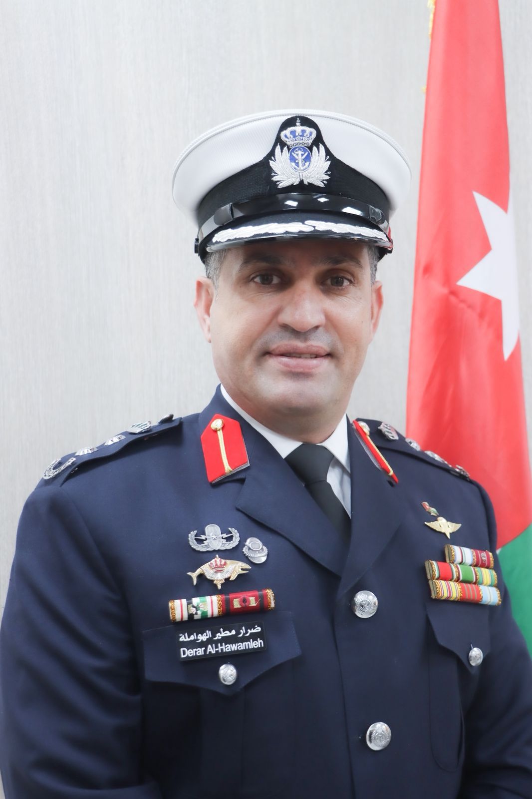 العقيد الركن البحري ضرار الهواملة مبارك الثقة الملكية السامية
