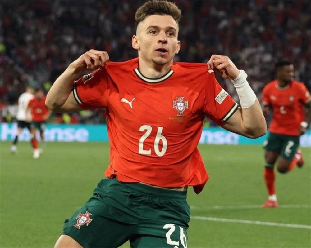 كونسيساو: متأكد أن أبي فخور بي