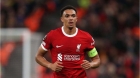 ريال مدريد يُجبر الكسندر ارنولد على تغيير سيارته الفاخرة