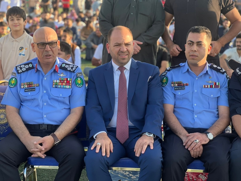مئات المواطنين يؤدون صلاة عيد الأضحى في ملعب الأمير هاشم بالرمثا  صور