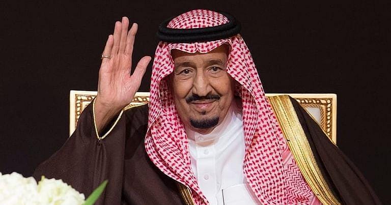 الملك سلمان يهنئ الأمة بعيد الأضحى: نسأل الله أن يتقبل من الحجاج حجهم ويعمّ الخير والسلام