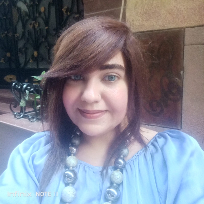 تراكَ تفهم ما كُنتُ أرمِى على الطرِيق، وكارِيزما وجهِى تعبث فِى رأسُك بِلا قرِين