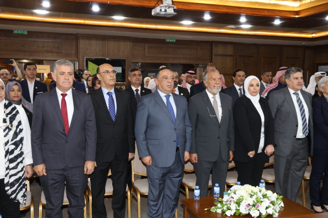 افتتاح معرض طوابع البريد العربي 2025 في عمان ...صور