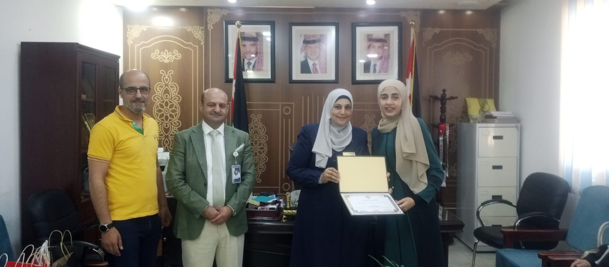 المصري تكرم مدرسة ارحابا الثانوية للبنات بمناسبة فوزها بمسابقة تحدي الرقميات الاردني الثاني ...صور