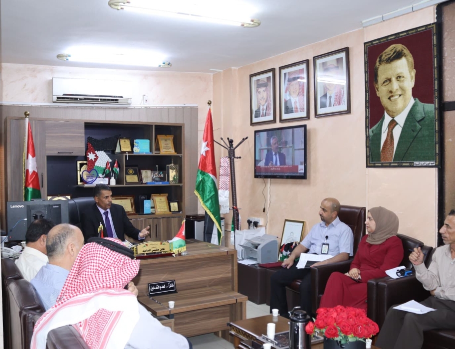 اجتماع في تربية البادية الشمالية الغربية للوقوف على الجاهزية والاستعداد لبرنامج الأندية الصيفية
