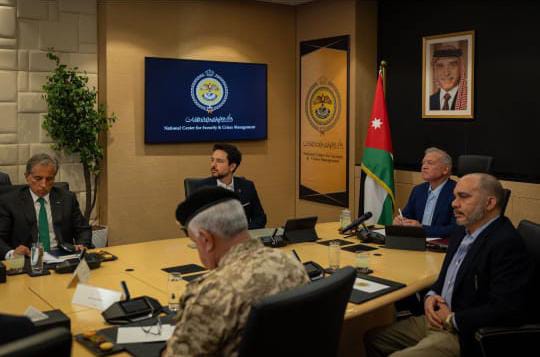 الملك: يطلع على استعداد مركز إدارة الأزمات والمؤسسات للتعامل مع تبعات الهجوم الإسرائيلي على إيران