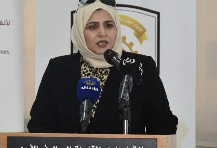 طوبى لكل سيدة تشبه شريفة