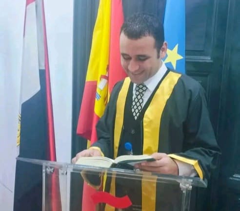 سعيد سلامة يقلب الموازين.. شاعر مصري تُدرَّس أعماله في أوروبا ويُكرَّم في لبنان