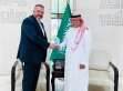 غالب الشلالفة يكرّم السفير السعودي باسم الجمعية العالمية للتحكيم الرقمي