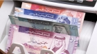 وزير الإدارة المحلية: صرف مستحقات المقاولين والموردين المترتبة على البلديات