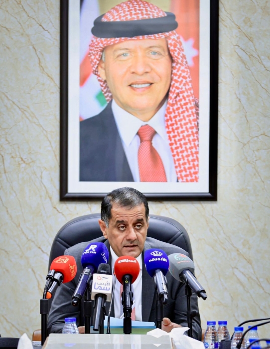  الادارية النيابية تثمن استجابة هيئة الخدمة والادارة العامة  لتوصيات اللجنة بشأن شروط التعيين في الاعلان المفتوح.