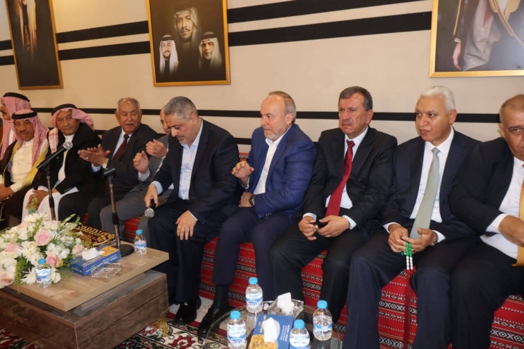 وزير الإدارة المحلية يفتتح بيت الزرقاء...صور