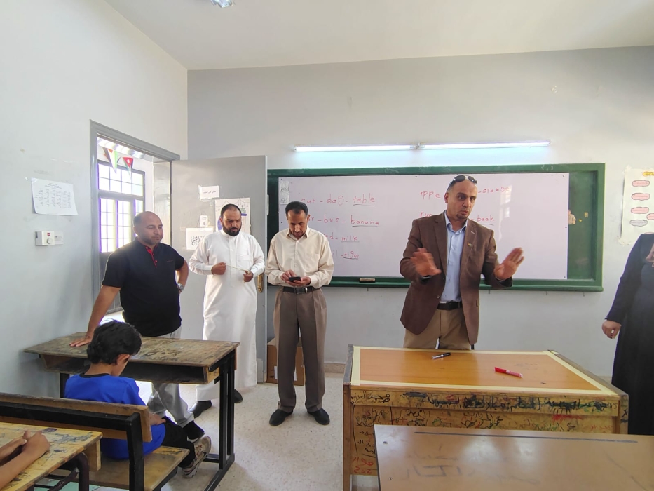 النعيمات يفتتح الأندية الصيفية في مدارستي النقب الثانوية للبنات ومدرسة مريغة الأساسية للبنين
