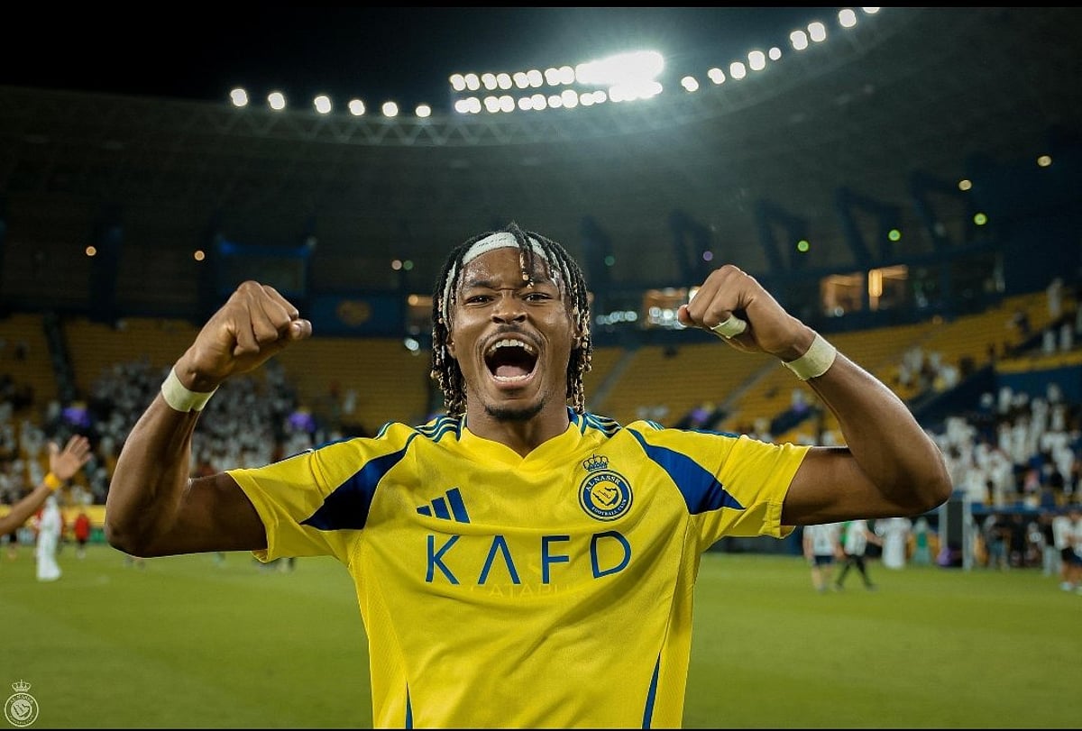 عملاق الدوري التركي يستعد لتقديم عرض لمحترف النصر سيماكان