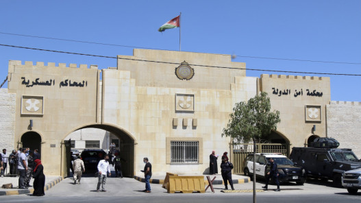 عاجل ..مدعي عام محكمة أمن الدولة يستدعي العضايلة في قضية أموال الجماعة