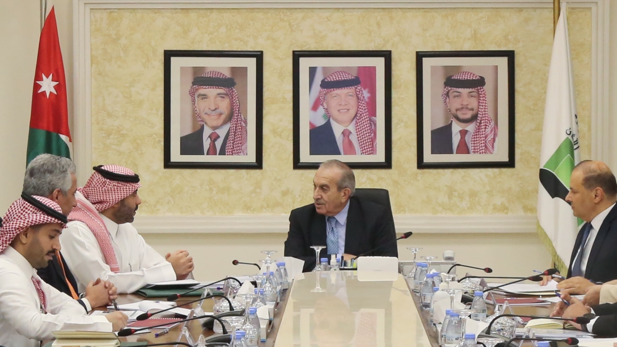 أبو السمن يستقبل وفد الصندوق السعودي للتنمية