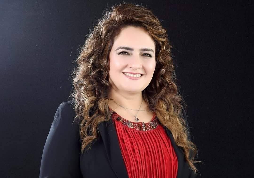  د شيرين العدوي  تكتب :  حوار تسلا عن الله