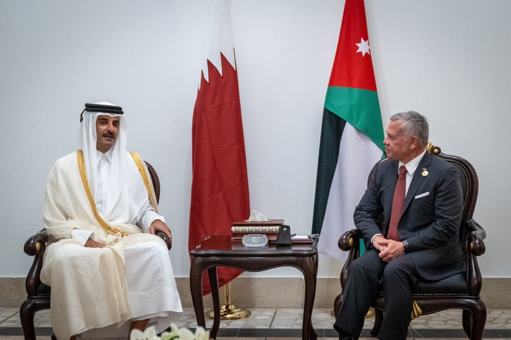 الملك يؤكد وقوف الأردن إلى جانب قطر في الحفاظ على أمنها واستقرارها وسيادة أراضيها