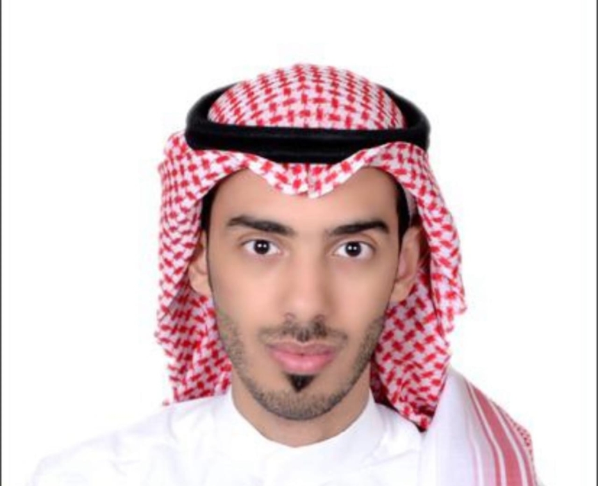 إسماعيل الشهري: حين يصافح المايكروفون كرة القدم