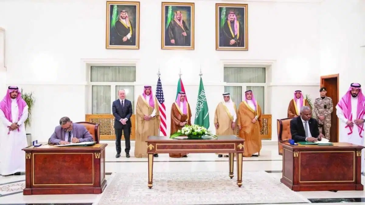 دعوة سعودية لإستئناف التفاوض في منبر جدة