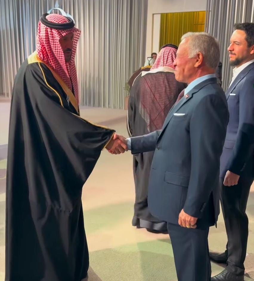 الشيخ عبدالكريم الحويان يهنئ سمو ولي العهد بمناسبة عيد ميلاده