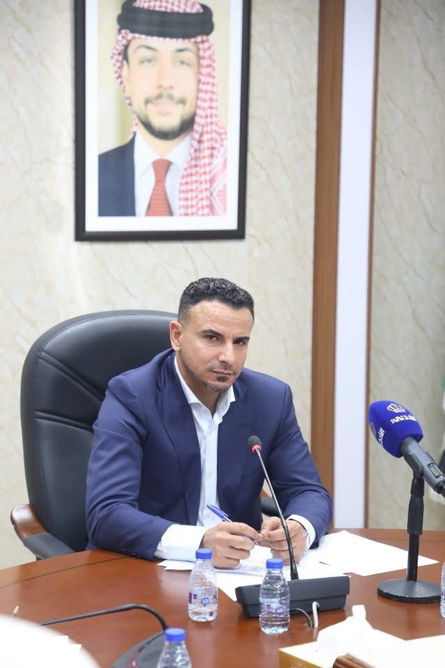 “عبادة… شهيد الكرامة، وضحية أيدٍ جبانة عاثت في الأرض فساداً”